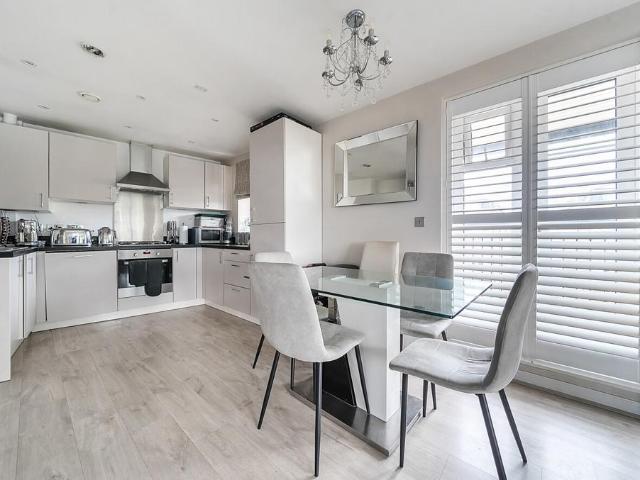 2 bedroom penthouse for sale
