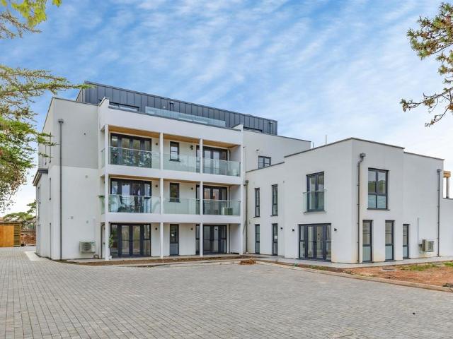 2 bedroom penthouse for sale