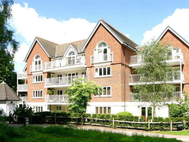 2 bedroom penthouse for sale