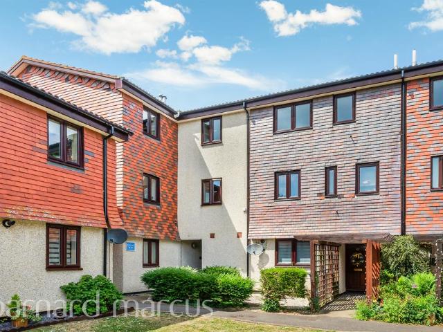 2 bedroom penthouse for sale