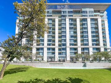 2 Bedroom Penthouse To Let in Sandhurst