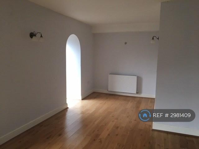 2 bedroom penthouse to rent