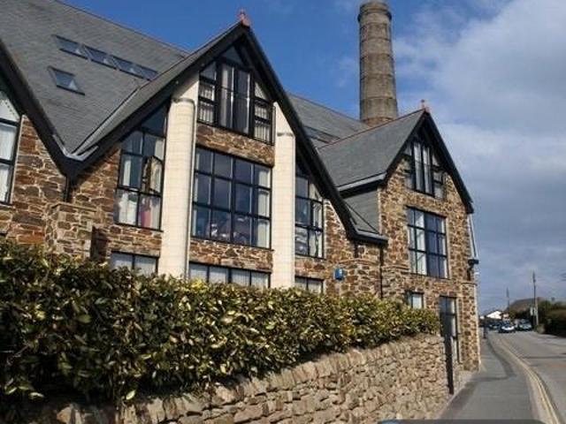 2 bedroom penthouse to rent
