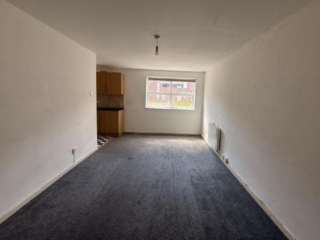 2 bedroom penthouse to rent