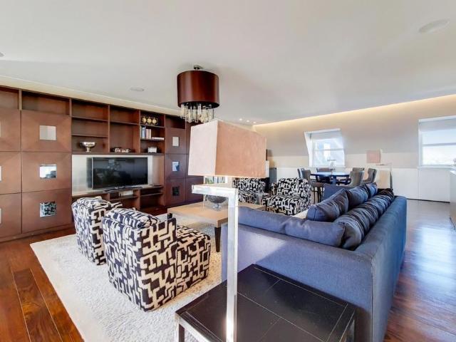 2 bedroom penthouse to rent