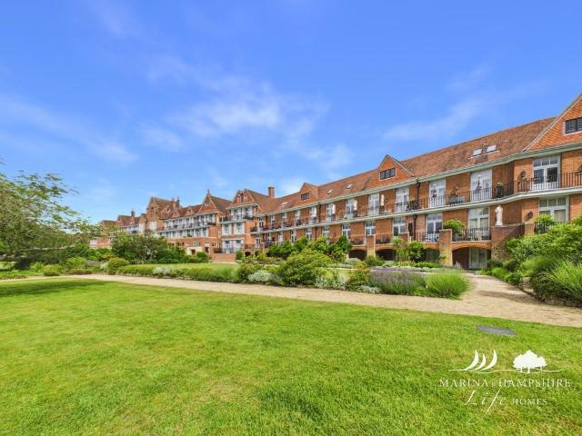 2 bedroom penthouse to rent