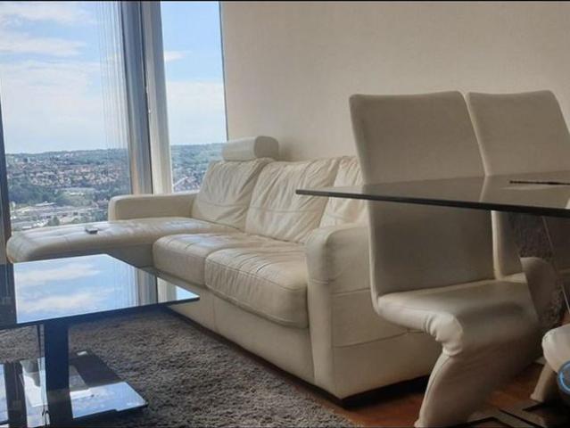 2 bedroom penthouse to rent