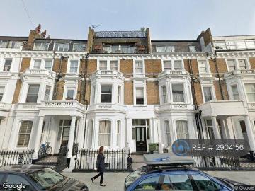 2 bedroom penthouse to rent