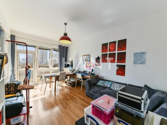2 bedroom penthouse to rent