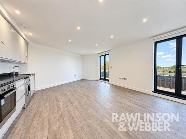 2 bedroom penthouse to rent