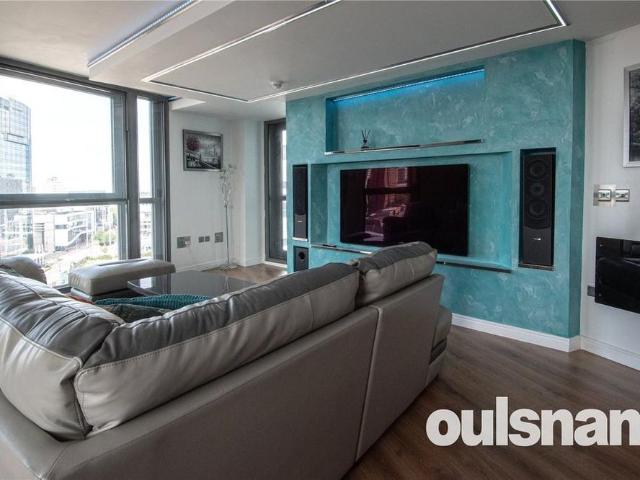 2 bedroom penthouse to rent