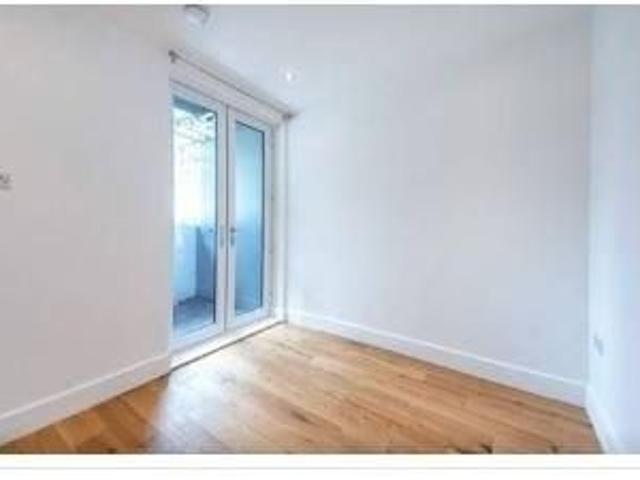 2 bedroom penthouse to rent