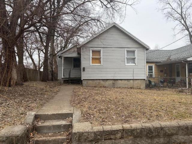 2 bedroom, Peoria IL 61605 105989055