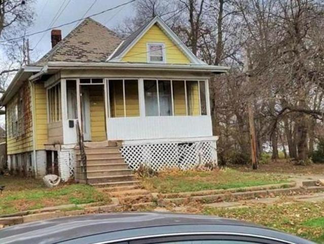 2 bedroom, Peoria IL 61603 105989090