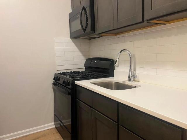 2 bedroom, Perth Amboy NJ 08861 105456372