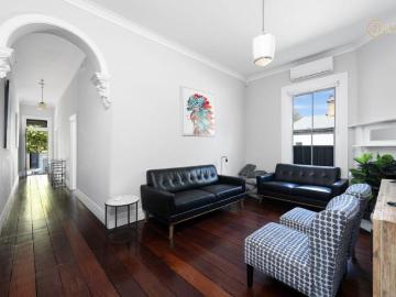 2 Bedroom House Perth, WA 102668116