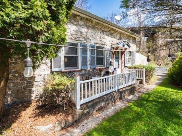 2 bedroom, Phillipsburg NJ 08865 105175499