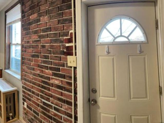 2 bedroom, Pittsburgh PA 15216 LS105733673