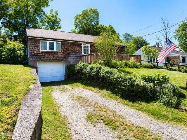2 bedroom, Pittsfield MA 01201 104542456
