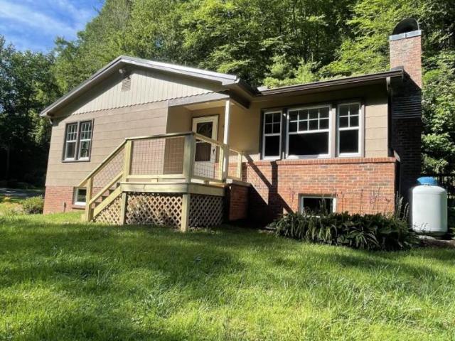 2 bedroom, Pisgah Forest NC 28768 104857369