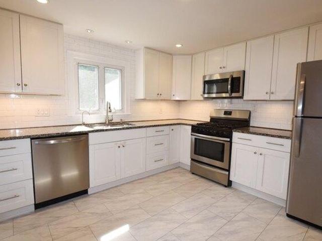 2 bedroom, Plymouth MA 02360 105492837