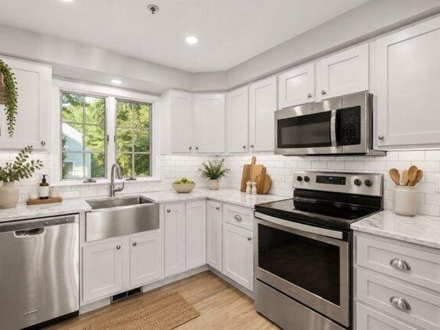 2 bedroom, Plymouth MA 02360 105634126