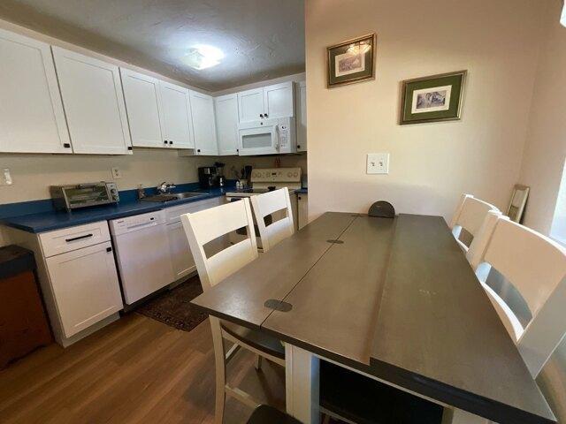 2 bedroom, Plymouth MA 02360 105633522