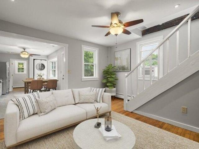 2 bedroom, Plymouth MA 02360 105652222