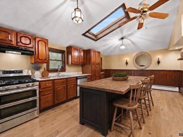 2 bedroom, Plymouth MA 02360 105713606