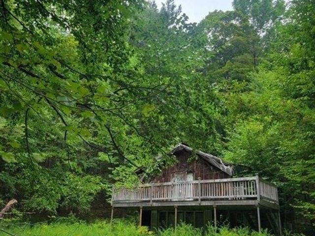2 bedroom, Plainfield MA 01070 103967236