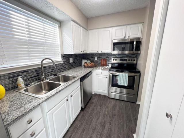 2 bedroom, Plano TX 75075 94512533