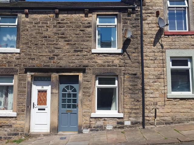 2 bedroom private halls to rent