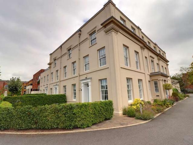 2 Bedroom Apartment Flat