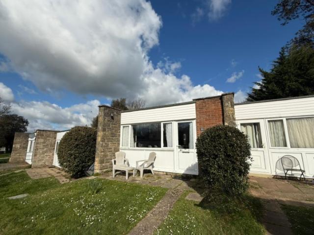 2 Bedroom Property For Rent Cockleton Lane, Cowes