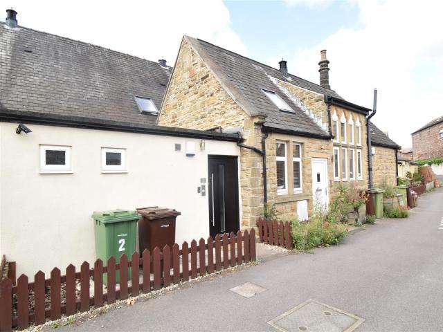 2 Bedroom Property For Rent Flanshaw Lane, Wakefield