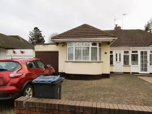 2 bedroom property for rent in Heathland Avenue, Birmingham, B34