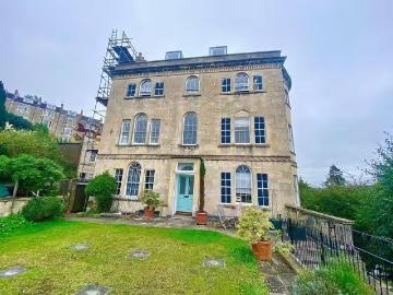 2 bedroom property for rent in Upper East Hayes, Bath, BA1