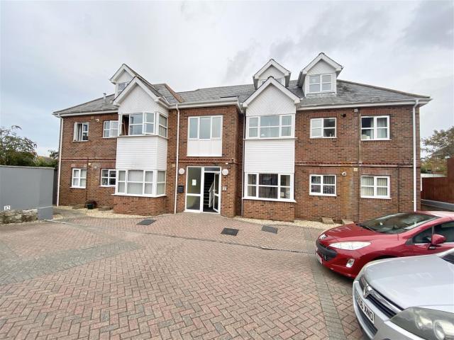 2 Bedroom Property For Rent Lake Hill, Sandown