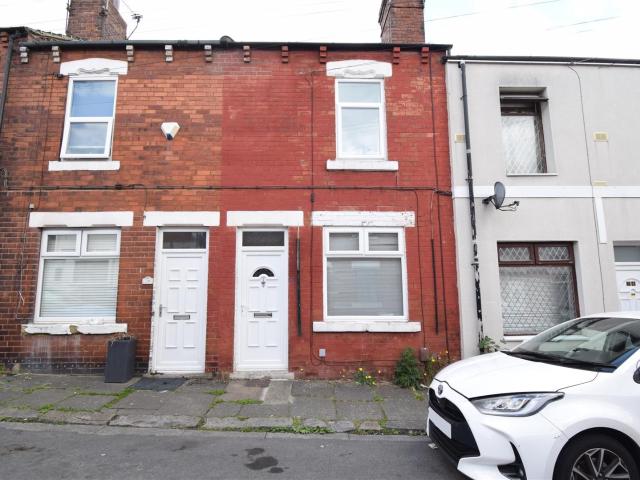 2 Bedroom Property For Rent Princess Street, Outwood