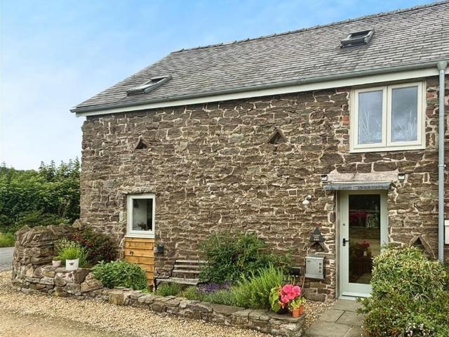 2 bedroom property for sale