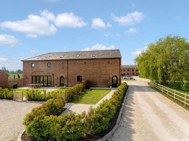 2 bedroom property for sale