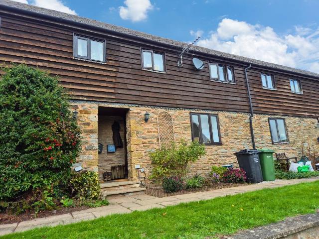2 bedroom property for sale