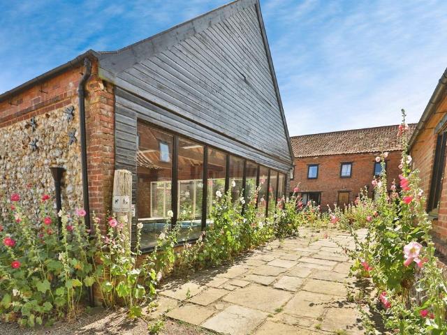 2 bedroom property for sale