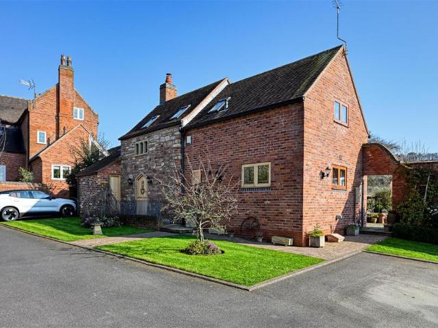 2 bedroom property for sale