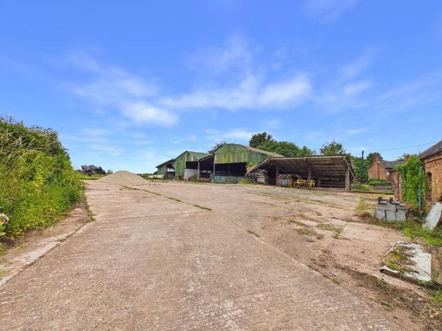 2 bedroom property for sale