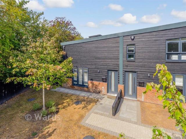 2 bedroom property for sale
