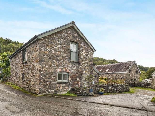 2 bedroom property for sale