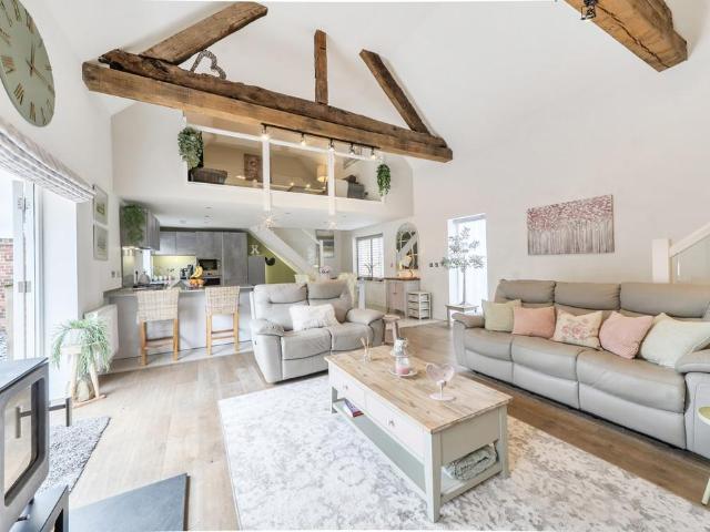 2 bedroom property for sale