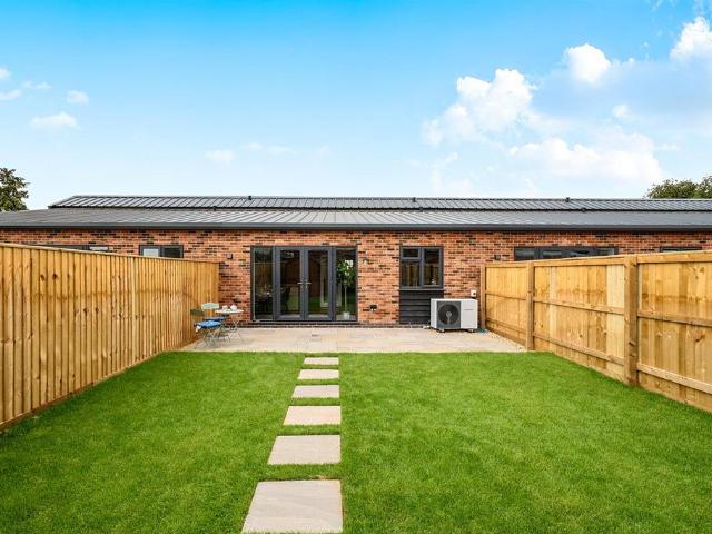 2 bedroom property for sale