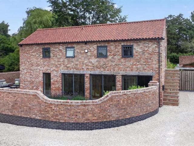 2 bedroom property for sale